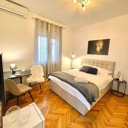 Studio Manu Apartment สปลิท ภายนอก รูปภาพ