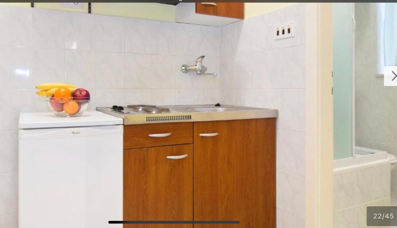 Studio Manu Apartment สปลิท ภายนอก รูปภาพ