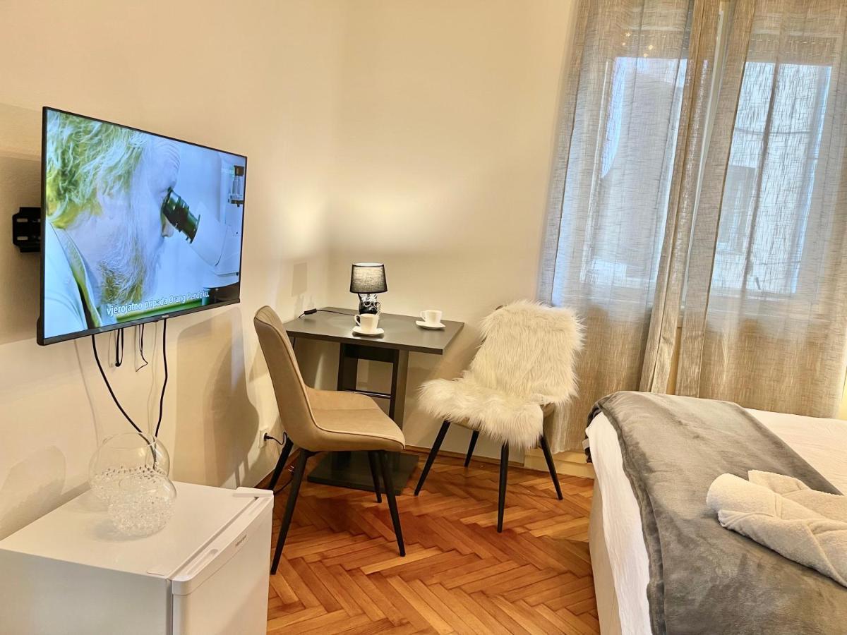 Studio Manu Apartment สปลิท ภายนอก รูปภาพ